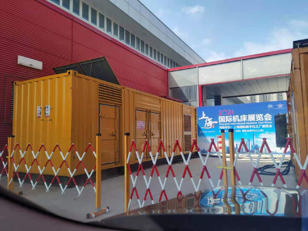四子王出租发电机-柴油发电机和汽油发电机哪个更好一些?