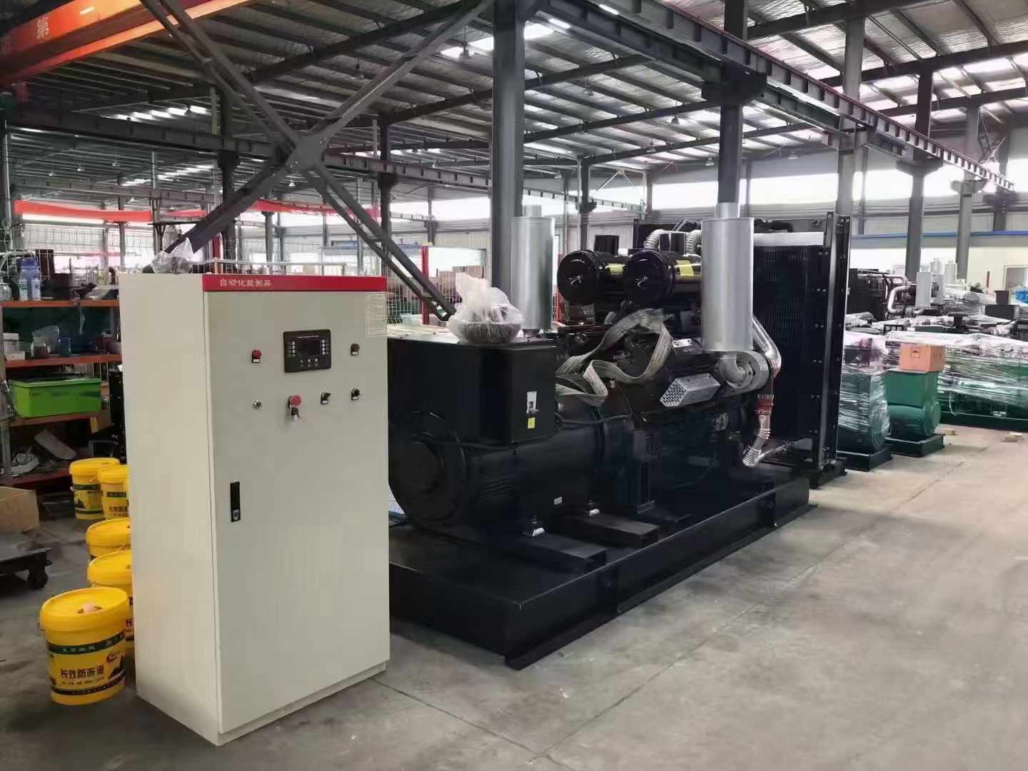 四子王柴油发电机运行时的噪音和振动水平如何？